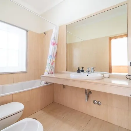 Villa Gale Grande - Bright Airy With A Private Pool