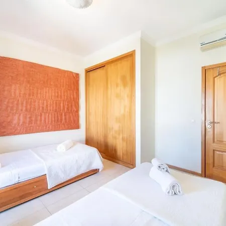 Villa Gale Grande - Bright Airy With A Private Pool Alto da Pega