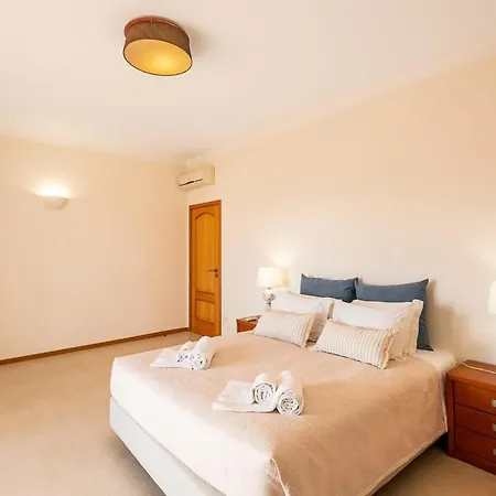Gale Grande - Bright Airy With A Private Pool Villa Albufeira