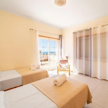 Villa Gale Grande - Bright Airy With A Private Pool Albufeira